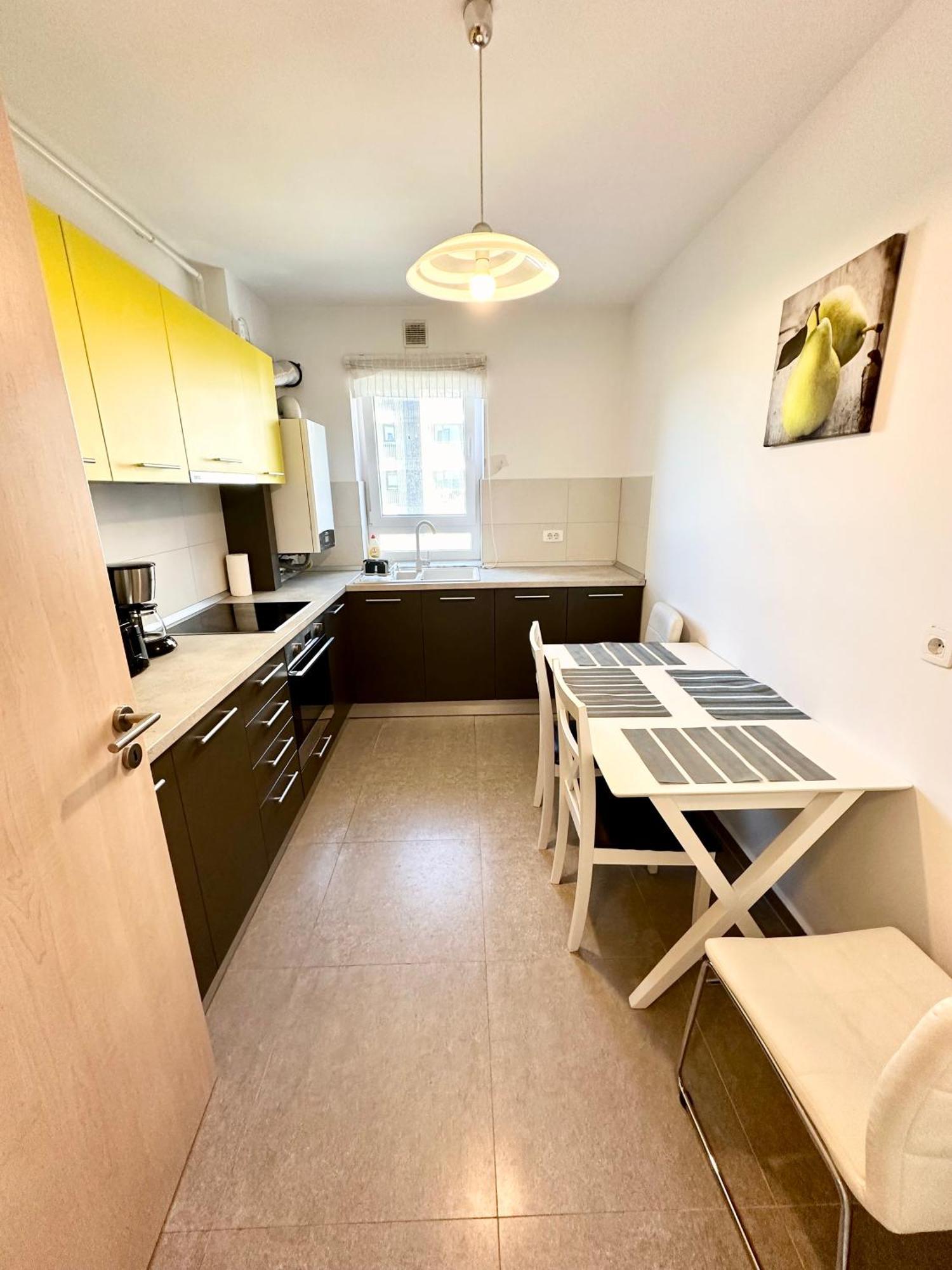 בראשוב Kasper Coresi Mall - Rise Private Apartments & Suites מראה חיצוני תמונה